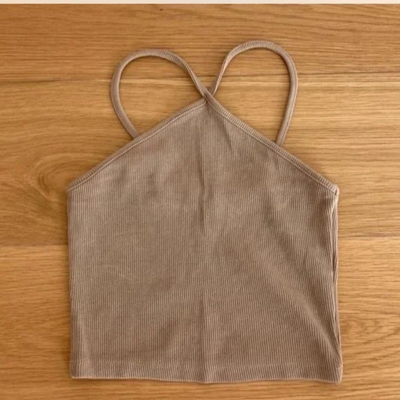 Tan Ribbed Crop Top - Picture 2 of 4
